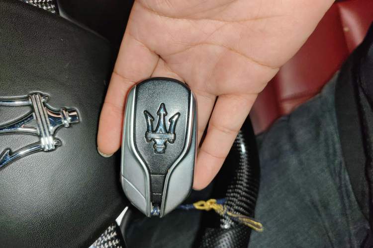 Used Maserati Levante 2016 3.0T Standard Edition Vehicle Key