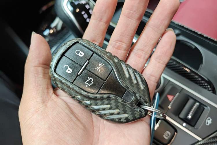 Used Maserati Levante 2016 3.0T Standard Edition Vehicle Key