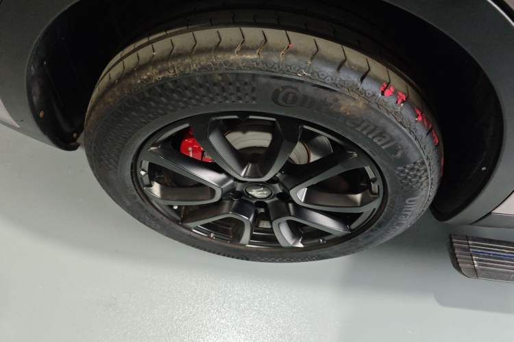Used Maserati Levante 2016 3.0T Standard Edition Exterior 5
