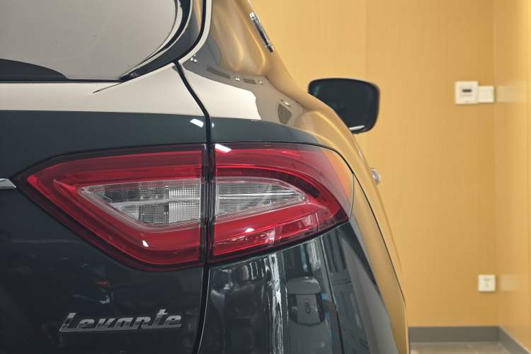 Used Maserati Levante 2016 3.0T Standard Edition Exterior 3