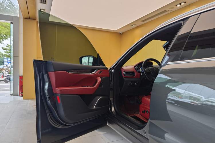 Used Maserati Levante 2016 3.0T Standard Edition Exterior 7