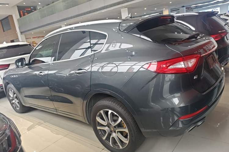 Used Maserati Levante 2016 3.0T Standard Edition Rear Left 45 Deg