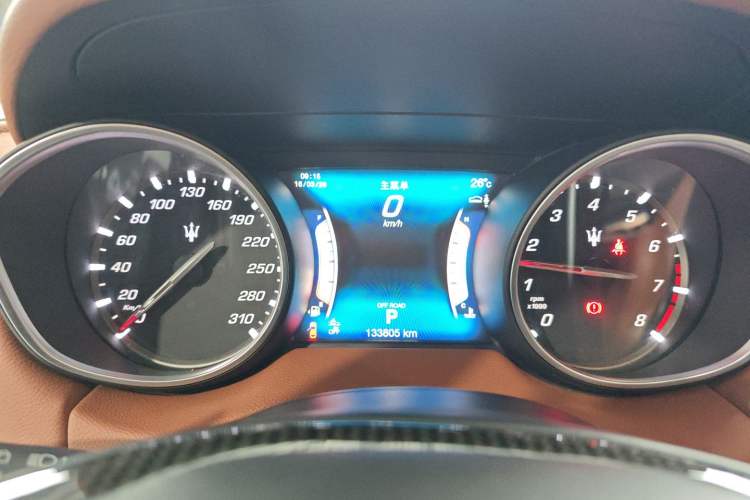 Used Maserati Levante 2016 3.0T Standard Edition Instrument Cluster