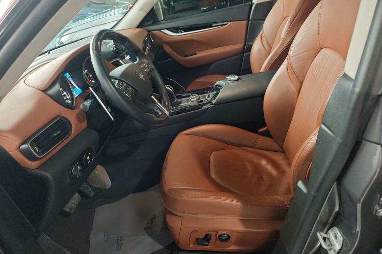 Used Maserati Levante 2016 3.0T Standard Edition Left Front Seat