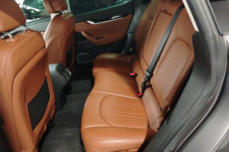 Used Maserati Levante 2016 3.0T Standard Edition Left Rear Seat