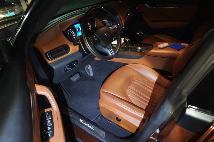 Used Maserati Levante 2016 3.0T Standard Edition Driver Seat