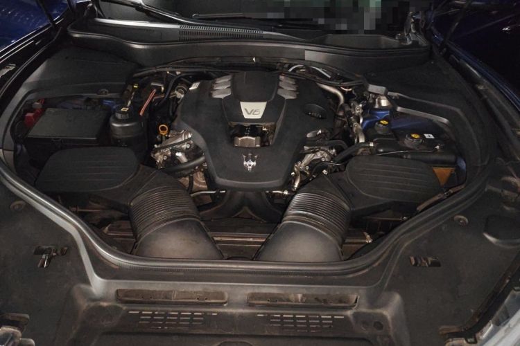 Used Maserati Levante 2016 3.0T Standard Edition Engine Bay