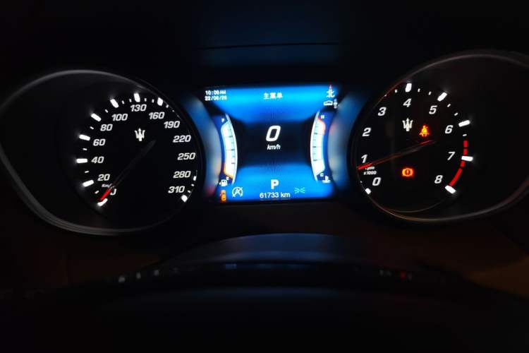 Used Maserati Levante 2016 3.0T Standard Edition Instrument Cluster
