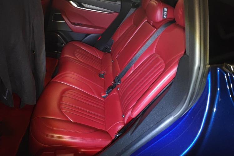 Used Maserati Levante 2016 3.0T Standard Edition Left Rear Seat
