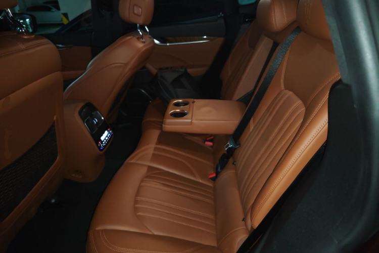 Used Maserati Levante 2016 3.0T Standard Edition Left Rear Seat