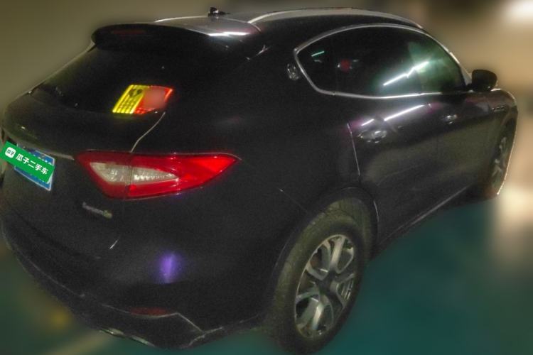 Used Maserati Levante 2016 3.0T Standard Edition Rear Right 45 Deg