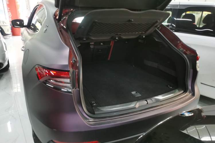 Used Maserati Levante 2016 3.0T Standard Edition Trunk