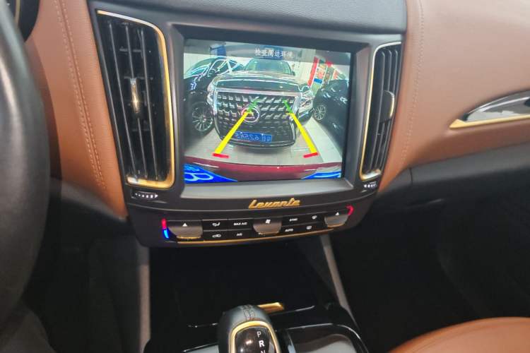 Used Maserati Levante 2016 3.0T Standard Edition Audio And AC Panel