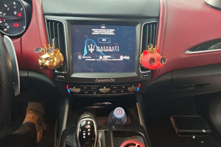 Used Maserati Levante 2016 3.0T S Standard Model Audio And AC Panel