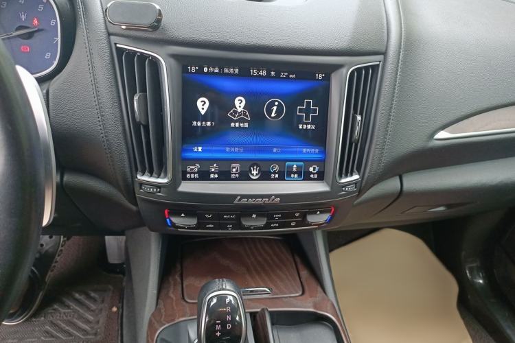 Used Maserati Levante 2016 3.0T S Standard Model Audio And AC Panel