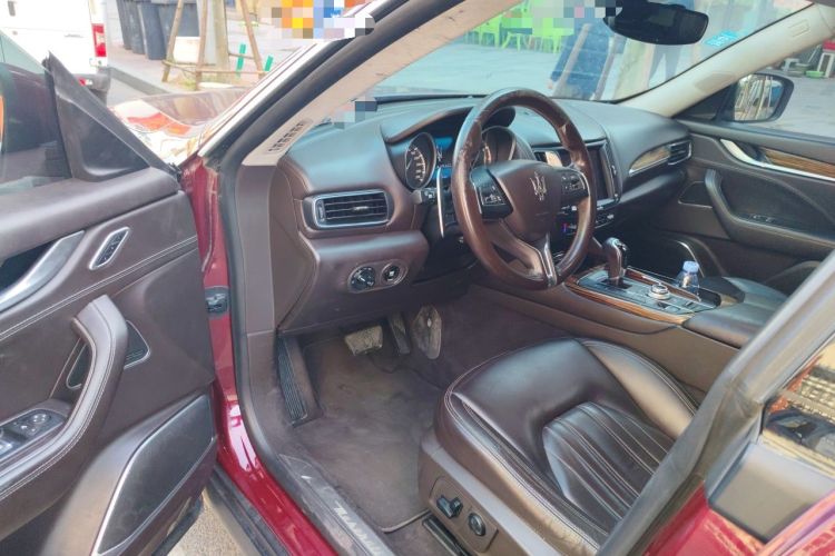 Used Maserati Levante 2016 3.0T Standard Edition Driver Seat