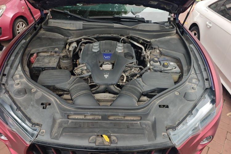 Used Maserati Levante 2016 3.0T S Standard Model Engine Bay