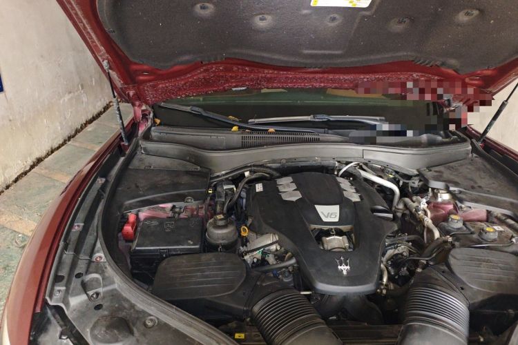 Used Maserati Levante 2016 3.0T Standard Edition Engine Bay Right