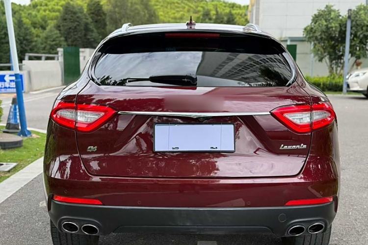 Used Maserati Levante 2016 3.0T Standard Edition Exterior 4