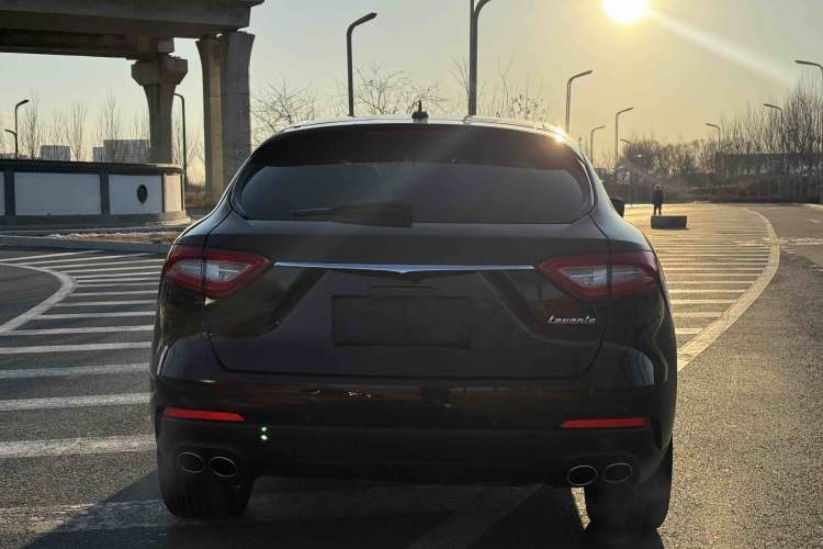 Used Maserati Levante 2016 3.0T Standard Edition Exterior 4