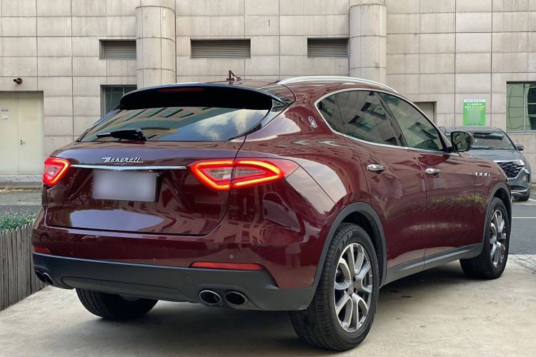 Used Maserati Levante 2016 3.0T Standard Edition Exterior 4