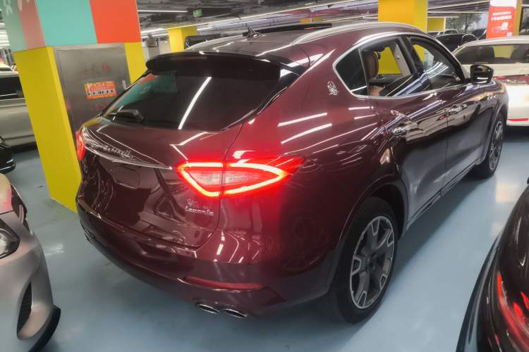 Used Maserati Levante 2016 3.0T Standard Edition Exterior 5