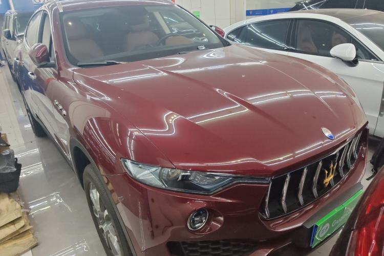Used Maserati Levante 2016 3.0T Standard Edition Front Right 45 Deg