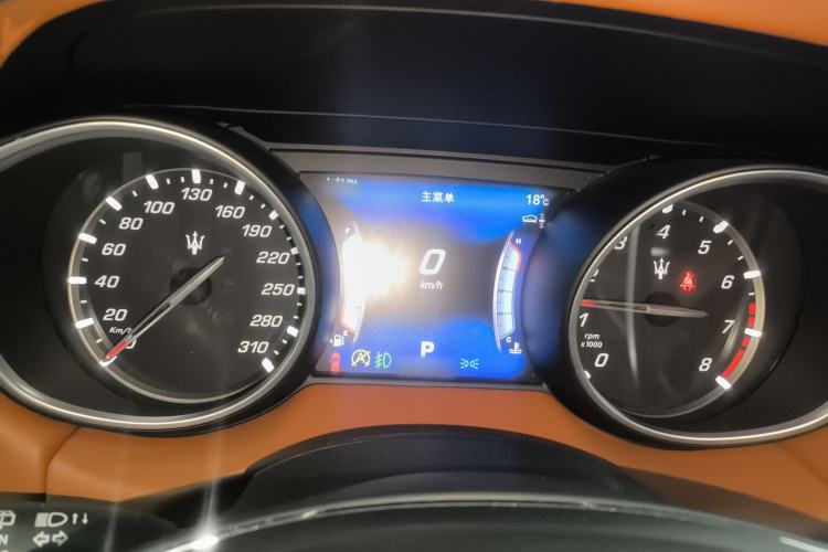 Used Maserati Levante 2016 3.0T Standard Edition Instrument Cluster