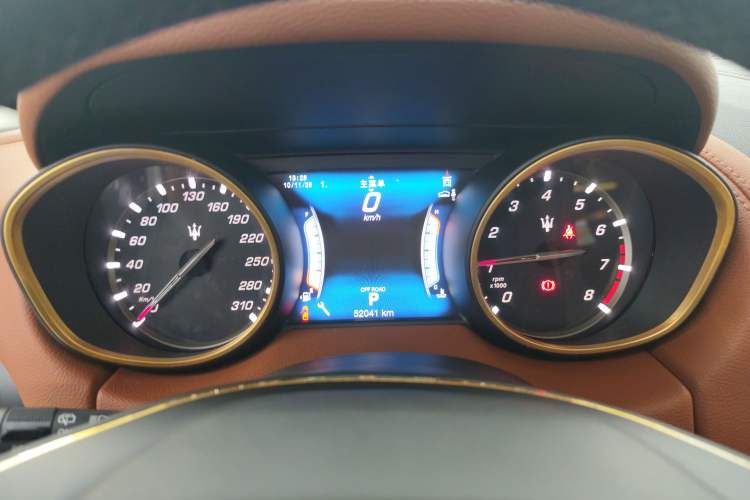 Used Maserati Levante 2016 3.0T Standard Edition Instrument Cluster