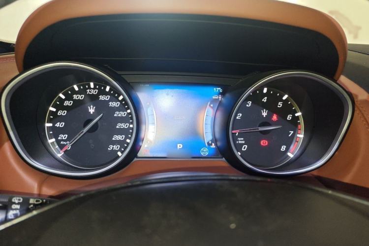 Used Maserati Levante 2016 3.0T Standard Edition Instrument Cluster