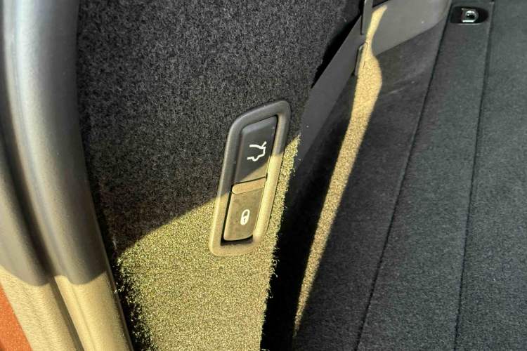 Used Maserati Levante 2016 3.0T Standard Edition Interior 1
