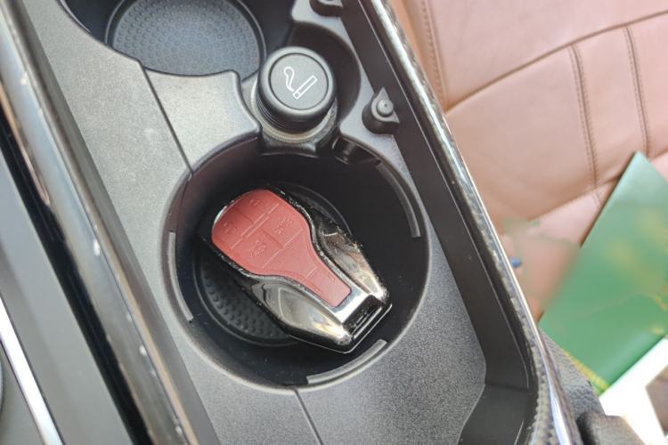 Used Maserati Levante 2016 3.0T Standard Edition Interior 1
