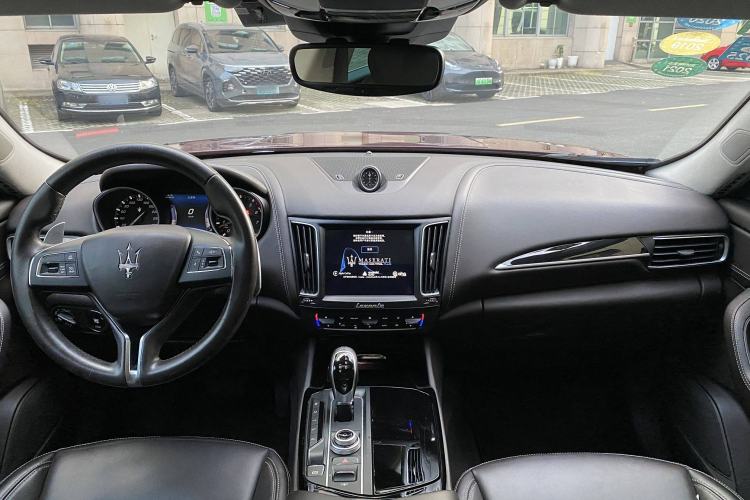 Used Maserati Levante 2016 3.0T Standard Edition Interior 1