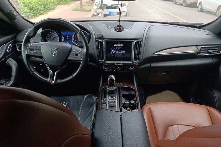 Used Maserati Levante 2016 3.0T S Standard Model Interior 2