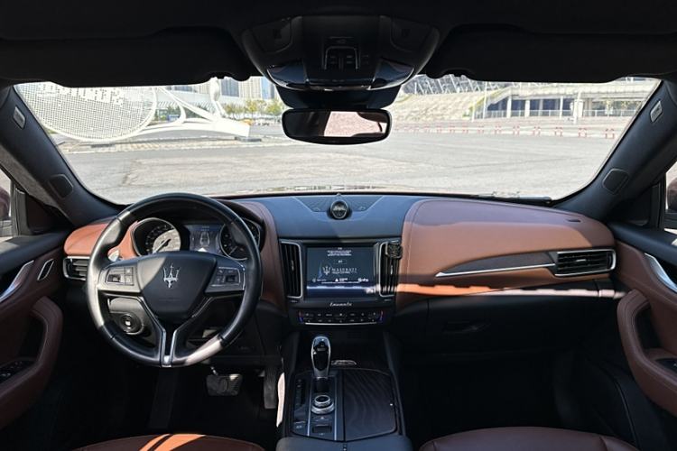 Used Maserati Levante 2016 3.0T S Standard Model Interior 4