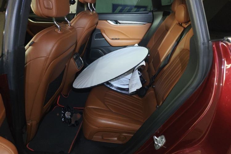 Used Maserati Levante 2016 3.0T Standard Edition Interior 4