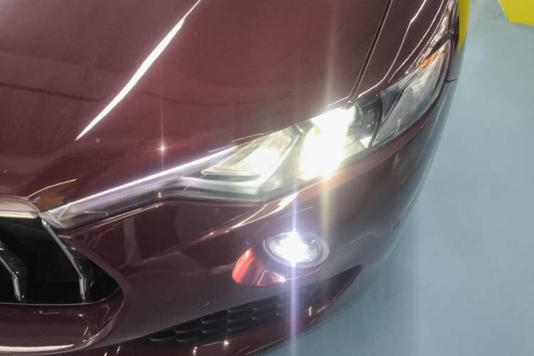 Used Maserati Levante 2016 3.0T Standard Edition Left Front Headlight