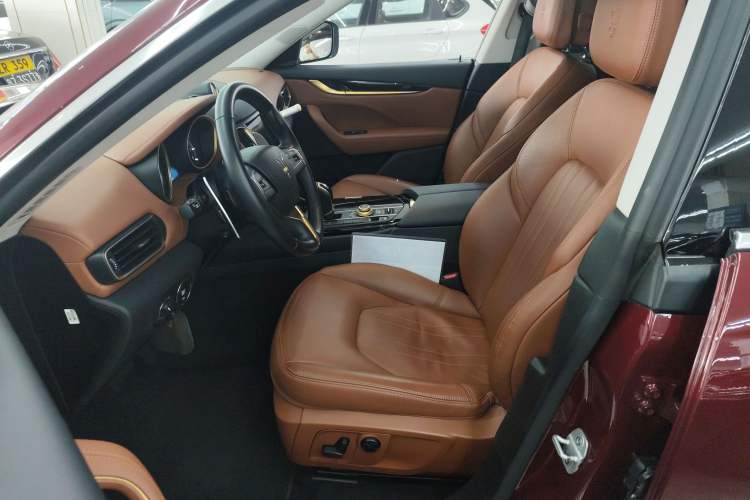 Used Maserati Levante 2016 3.0T Standard Edition Left Front Seat