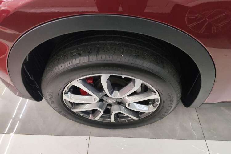 Used Maserati Levante 2016 3.0T Standard Edition Left Front Wheel Hub