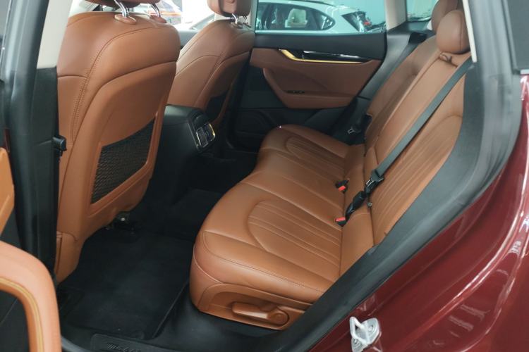 Used Maserati Levante 2016 3.0T Standard Edition Left Rear Seat