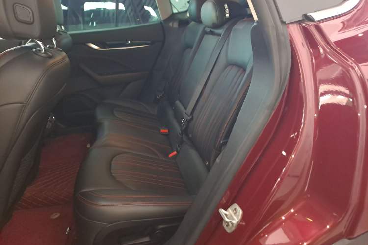 Used Maserati Levante 2016 3.0T Standard Edition Left Rear Seat