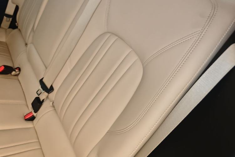 Used Maserati Levante 2016 3.0T S Standard Model Left Rear Seat