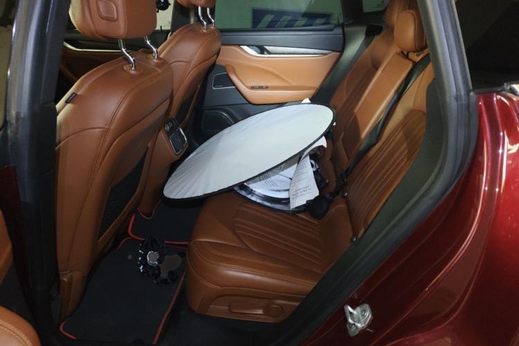 Used Maserati Levante 2016 3.0T Standard Edition Left Rear Seat