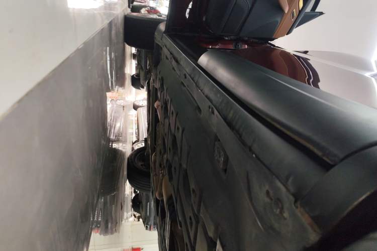 Used Maserati Levante 2016 3.0T Standard Edition Left Side Sill
