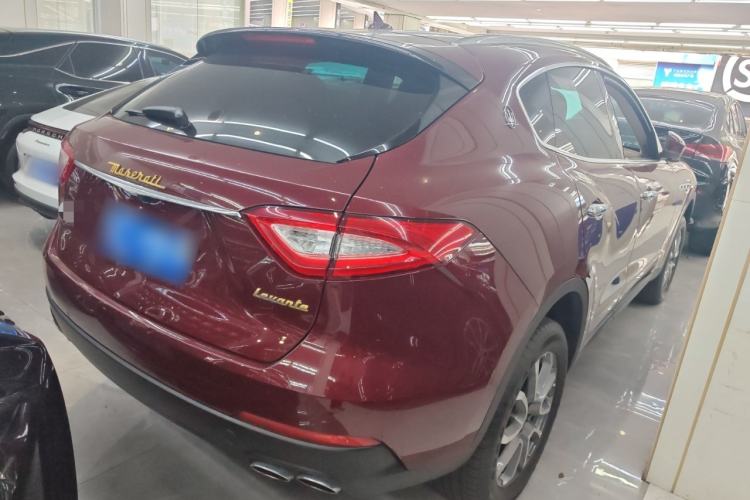 Used Maserati Levante 2016 3.0T Standard Edition Rear Right 45 Deg