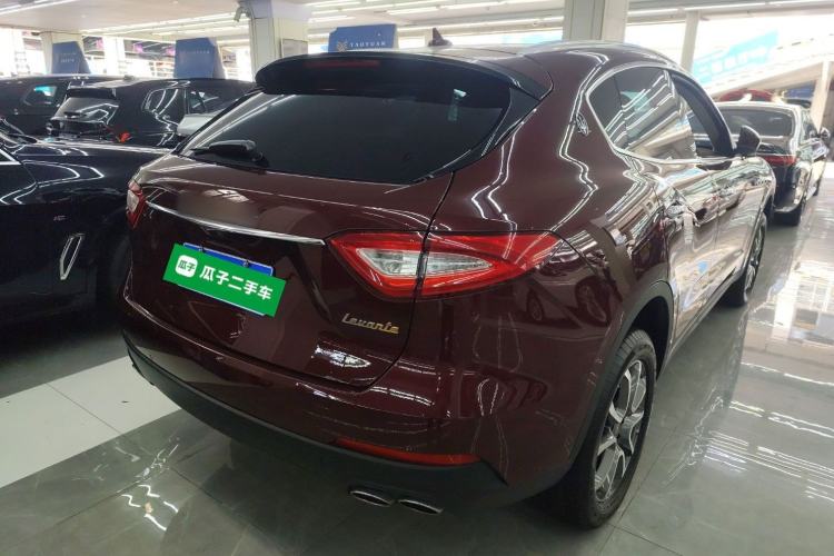 Used Maserati Levante 2016 3.0T Standard Edition Rear Right 45 Deg