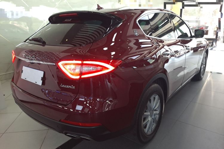 Used Maserati Levante 2016 3.0T Standard Edition Rear Right 45 Deg
