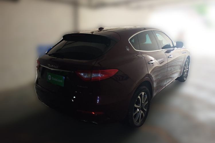 Used Maserati Levante 2016 3.0T Standard Edition Rear Right 45 Deg