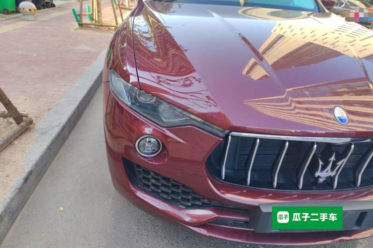 Used Maserati Levante 2016 3.0T Standard Edition Right Front Headlight
