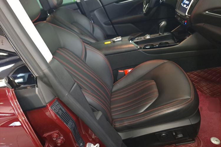 Used Maserati Levante 2016 3.0T Standard Edition Right Front Seat